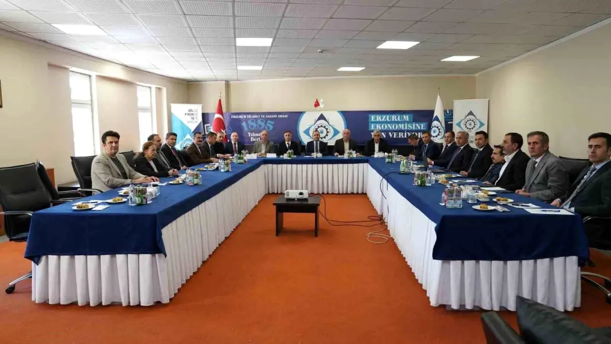 istihdam-ve-mesleki-egitim-masaya-yatirildi-sKKmh5vi.jpg