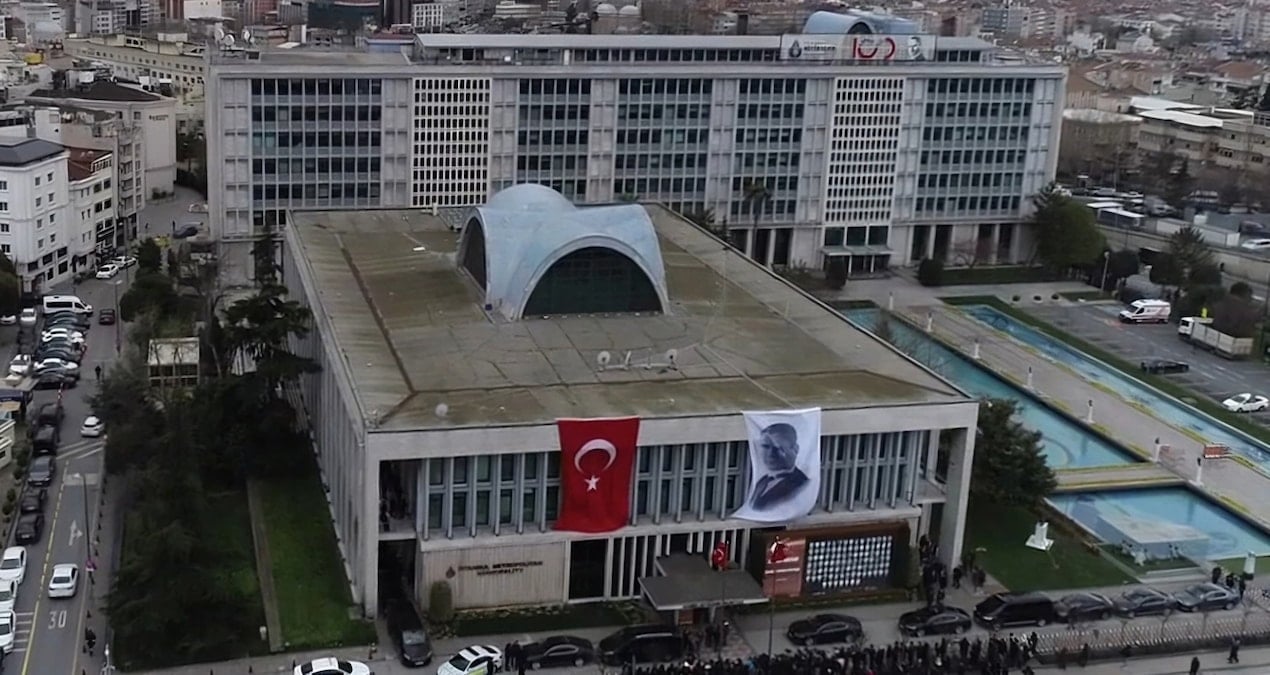 imamoglunun-konutundaki-kameralar-karartildi-iddiasina-ibbden-yanit-u6uR8dgB.jpg