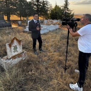 mezarlikta dahi altin arayacaklar sFO7sj1H