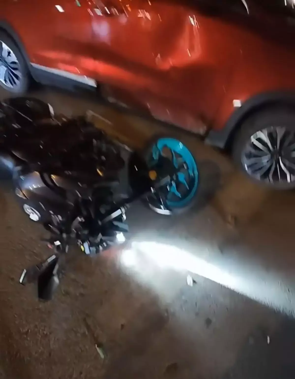 bursada motosiklet kazasi CmCzEbAG