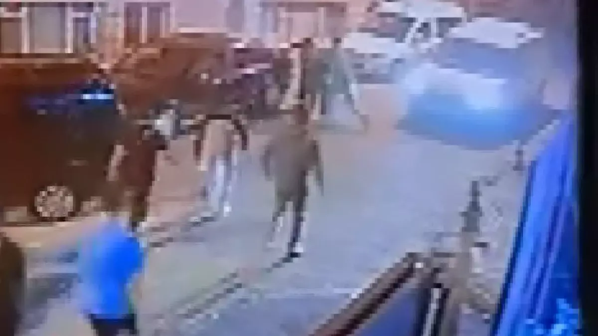 fatihte motosikletli gasp MvXc9A5J