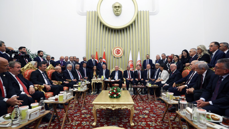 karar yazari tasgetiren turkiyenin yeni bir fotografa ihtiyaci var erdogan davet etsin liderleri gelin her seyi konusalim desin lDDAWJzN