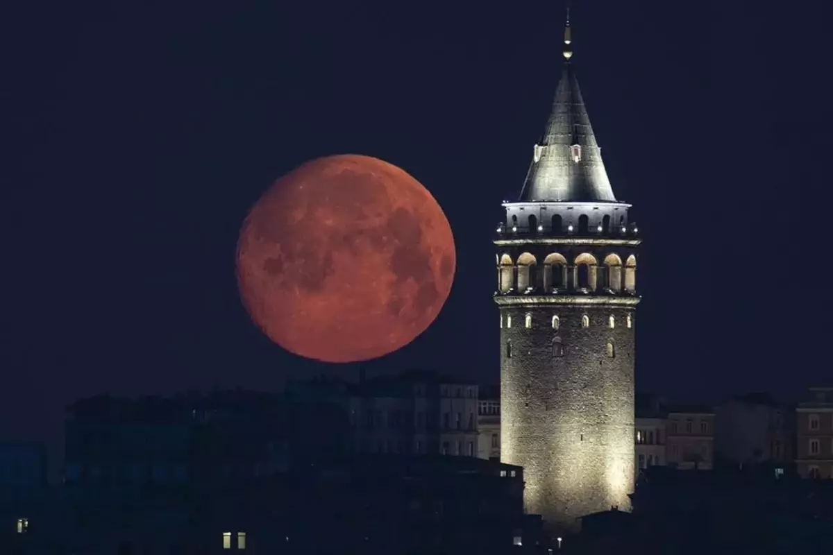 tarih verildi bu yilin en buyuk ve en parlagi olacak MpsDMNiJ.jpg